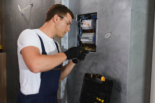 Best Licensed Electrician  in Horicon, WI